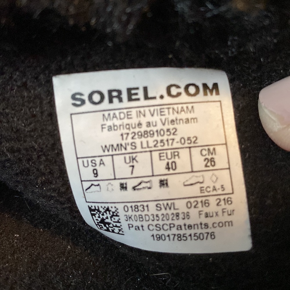 Sorel Houndstooth Gorgeous Boots - Picture 4 of 4